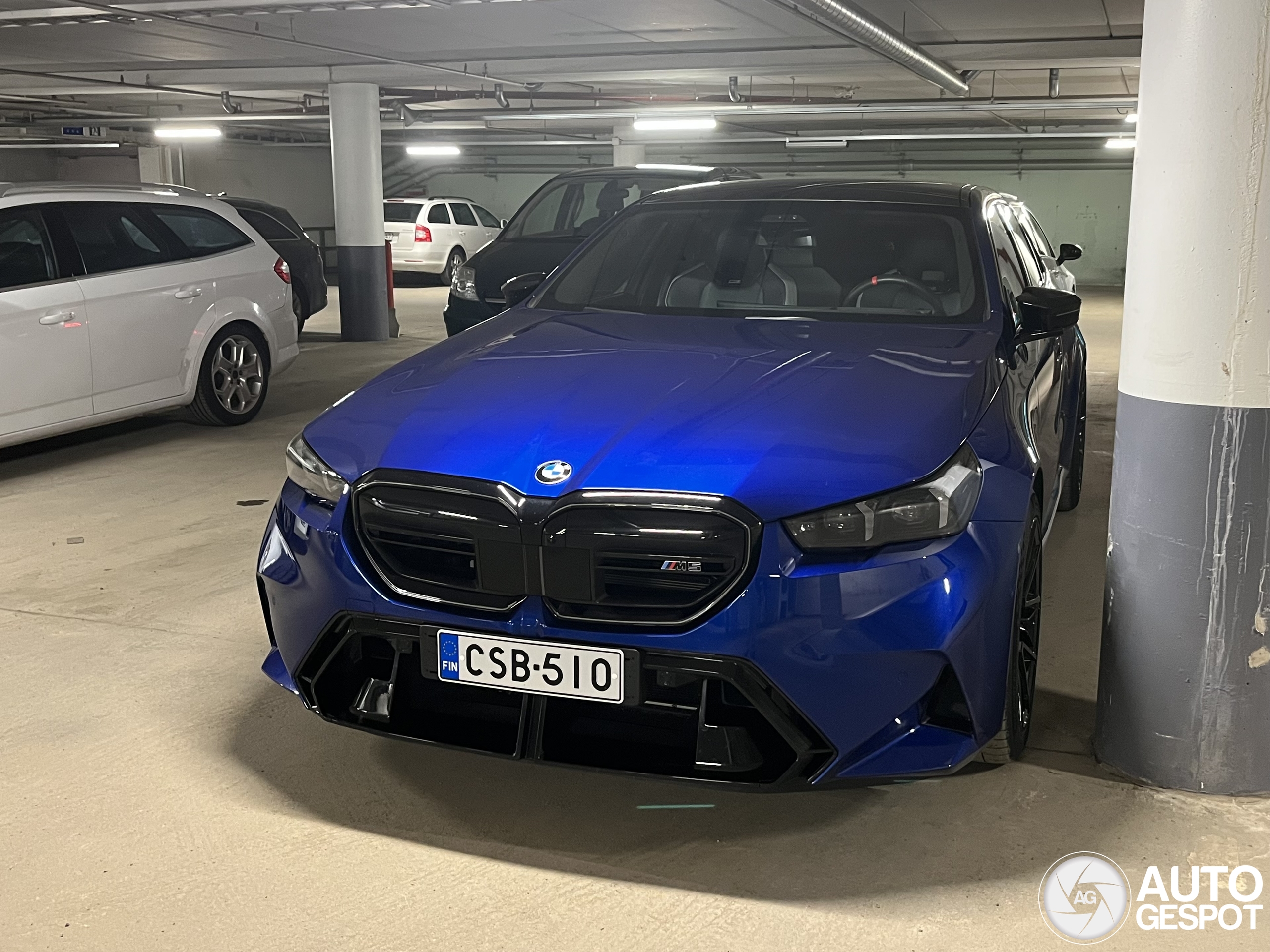BMW M5 G90