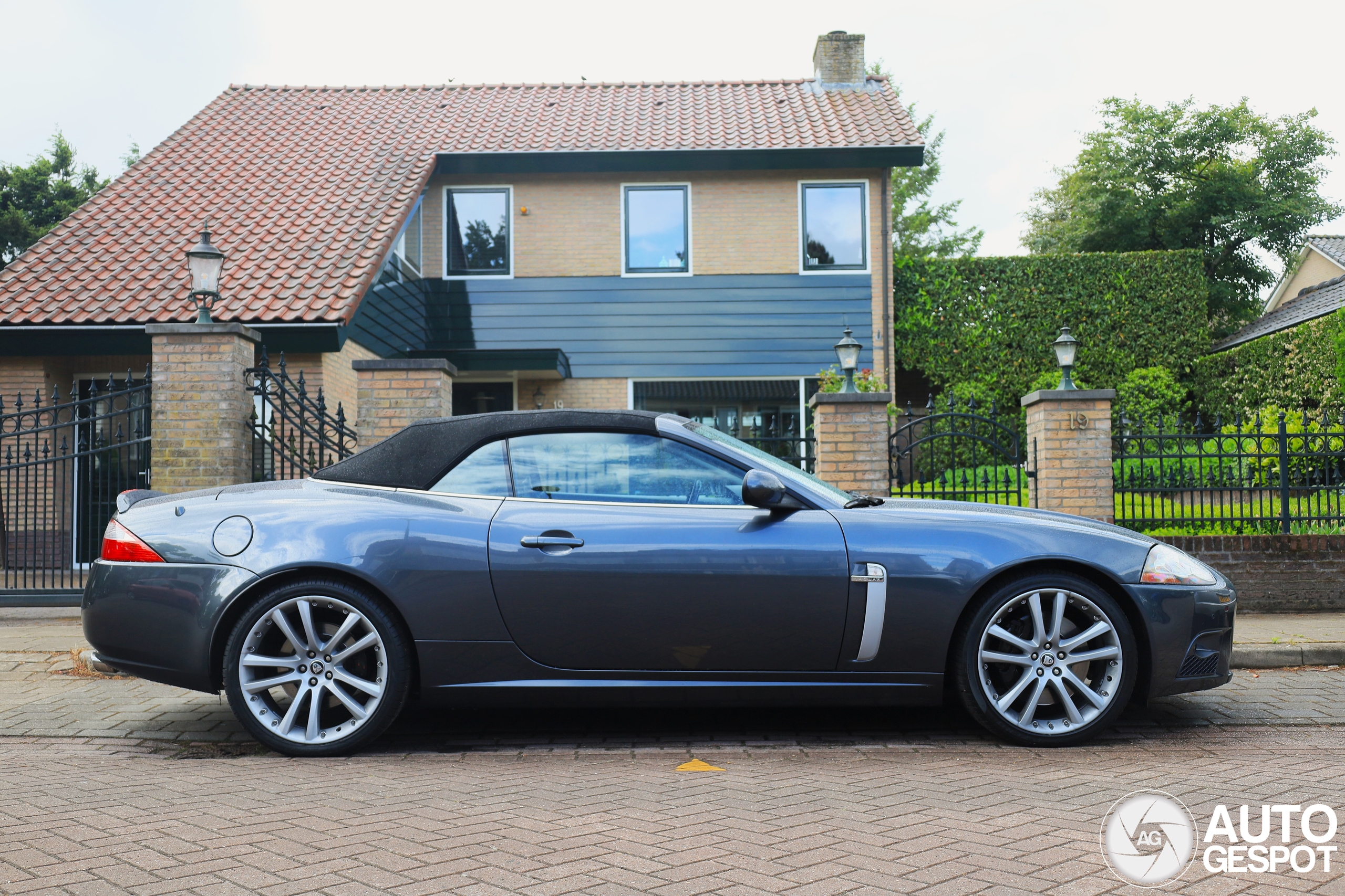Jaguar XKR 2006