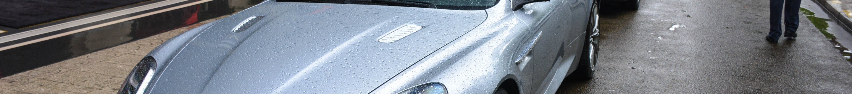 Aston Martin DB9 Volante 2013