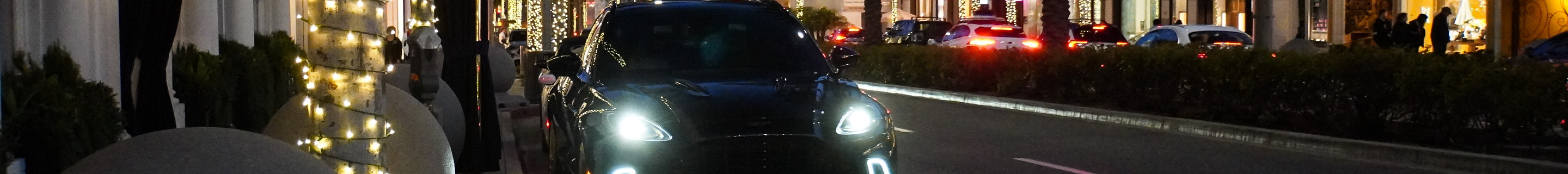 Aston Martin DBX