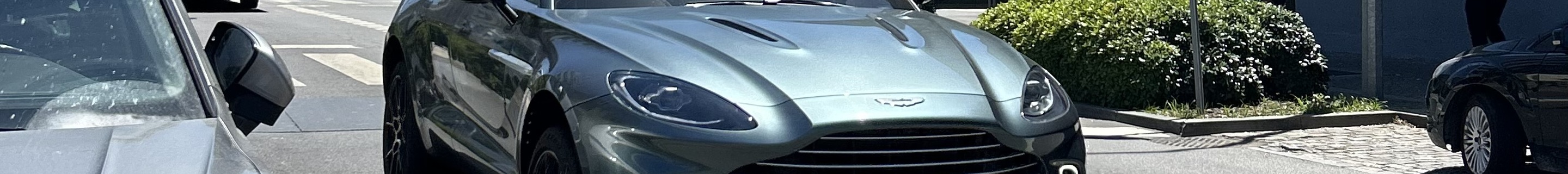 Aston Martin DBX