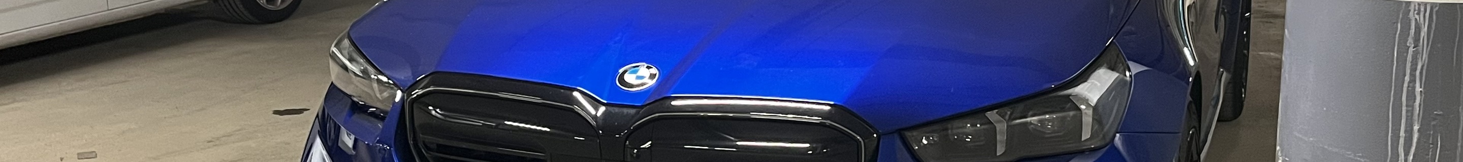 BMW M5 G90