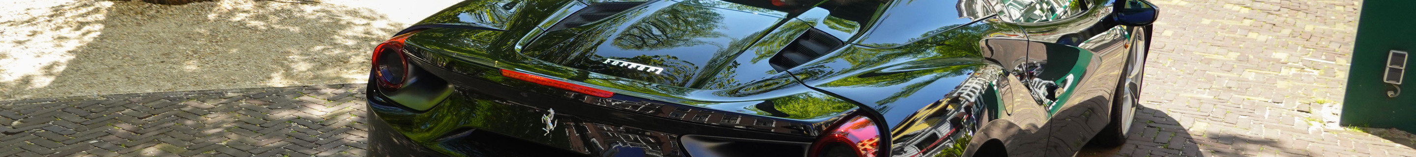 Ferrari 488 Spider