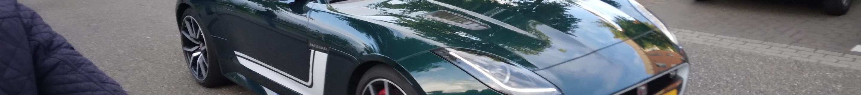 Jaguar F-TYPE SVR Coupé 90th Years Edition