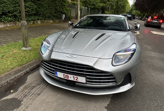 Aston Martin DB12