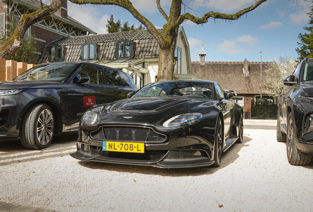 Aston Martin Vantage GT12