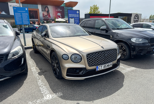 Bentley Flying Spur Hybrid Mulliner
