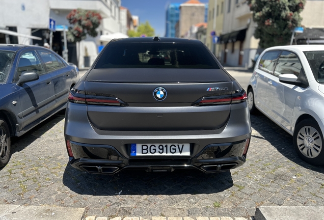 BMW M760e xDrive