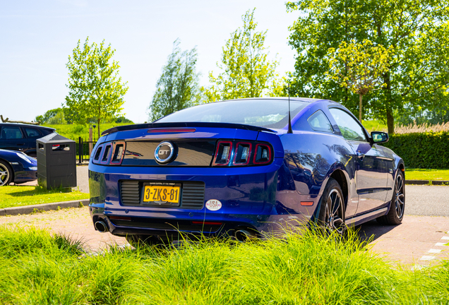 Ford Mustang GT 2013