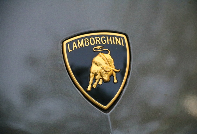 Lamborghini Urus S