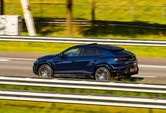 Lamborghini Urus SE