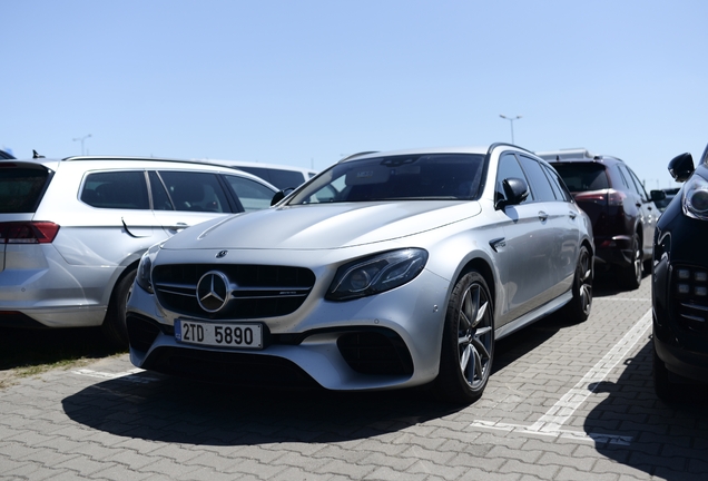 Mercedes-AMG E 63 S Estate S213