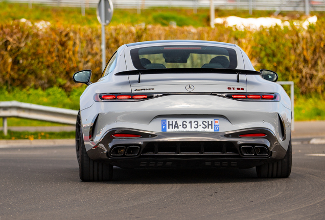 Mercedes-AMG GT 63 C192