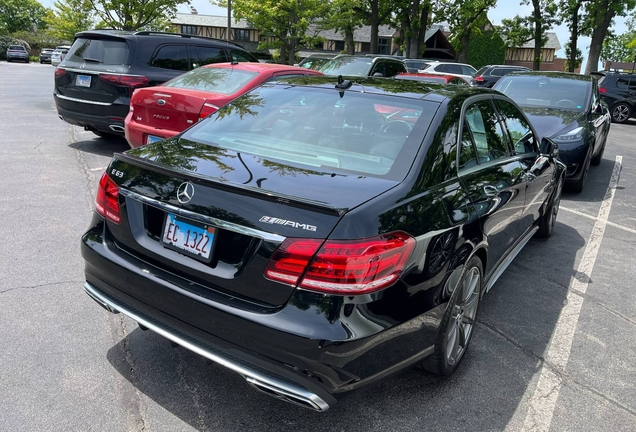 Mercedes-Benz E 63 AMG S W212