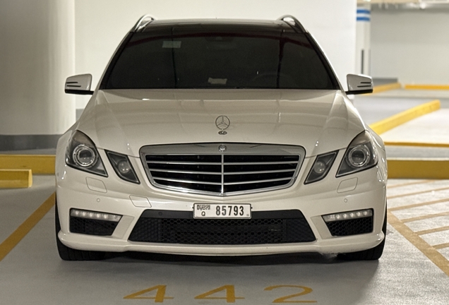 Mercedes-Benz E 63 AMG S212