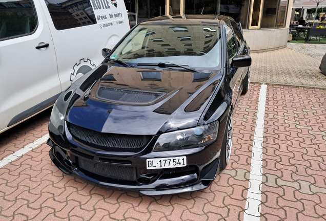 Mitsubishi Lancer Evolution IX