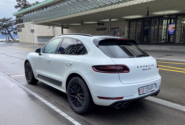 Porsche 95B Macan GTS
