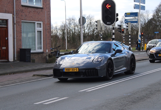 Porsche 992 Carrera 4 GTS MkII