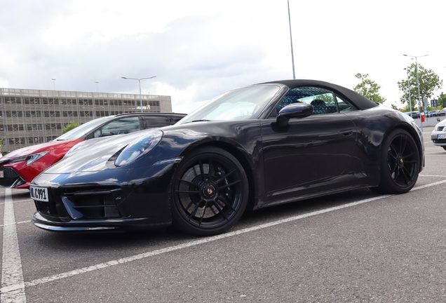 Porsche 992 Carrera GTS Cabriolet