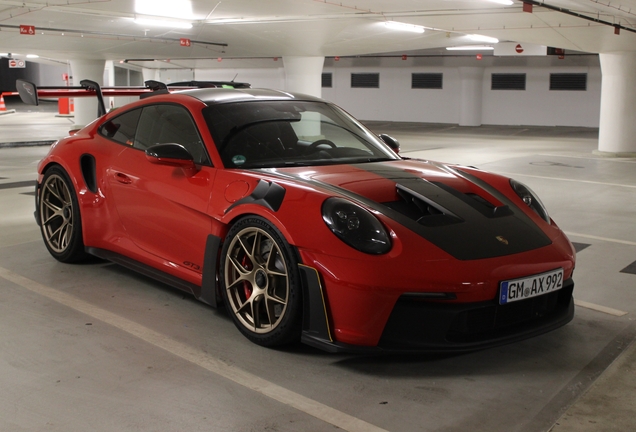 Porsche 992 GT3 RS MkI Weissach Package