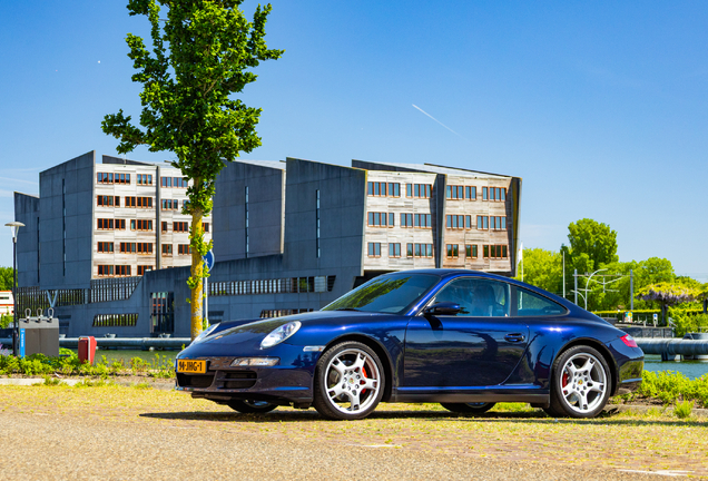 Porsche 997 Carrera 4S MkI