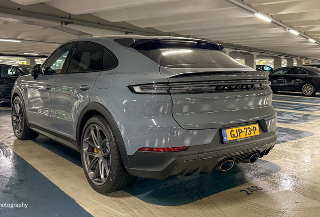 Porsche Cayenne Coupé Turbo E-Hybrid