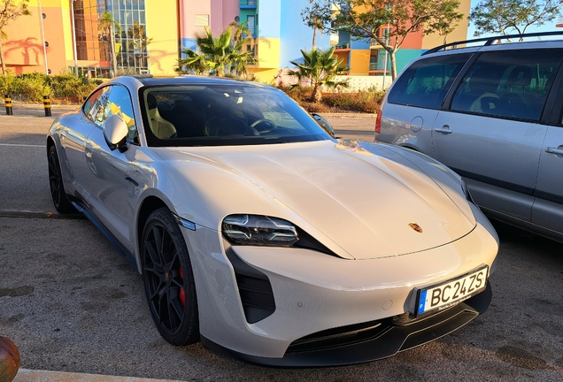 Porsche Taycan GTS