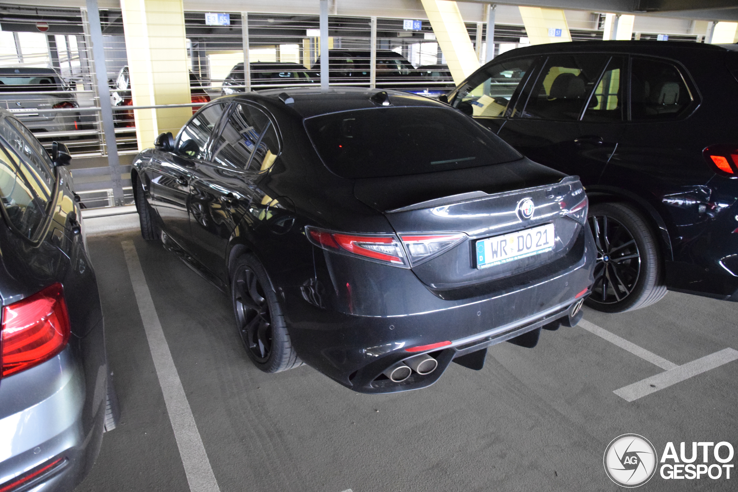 Alfa Romeo Giulia Quadrifoglio 2023