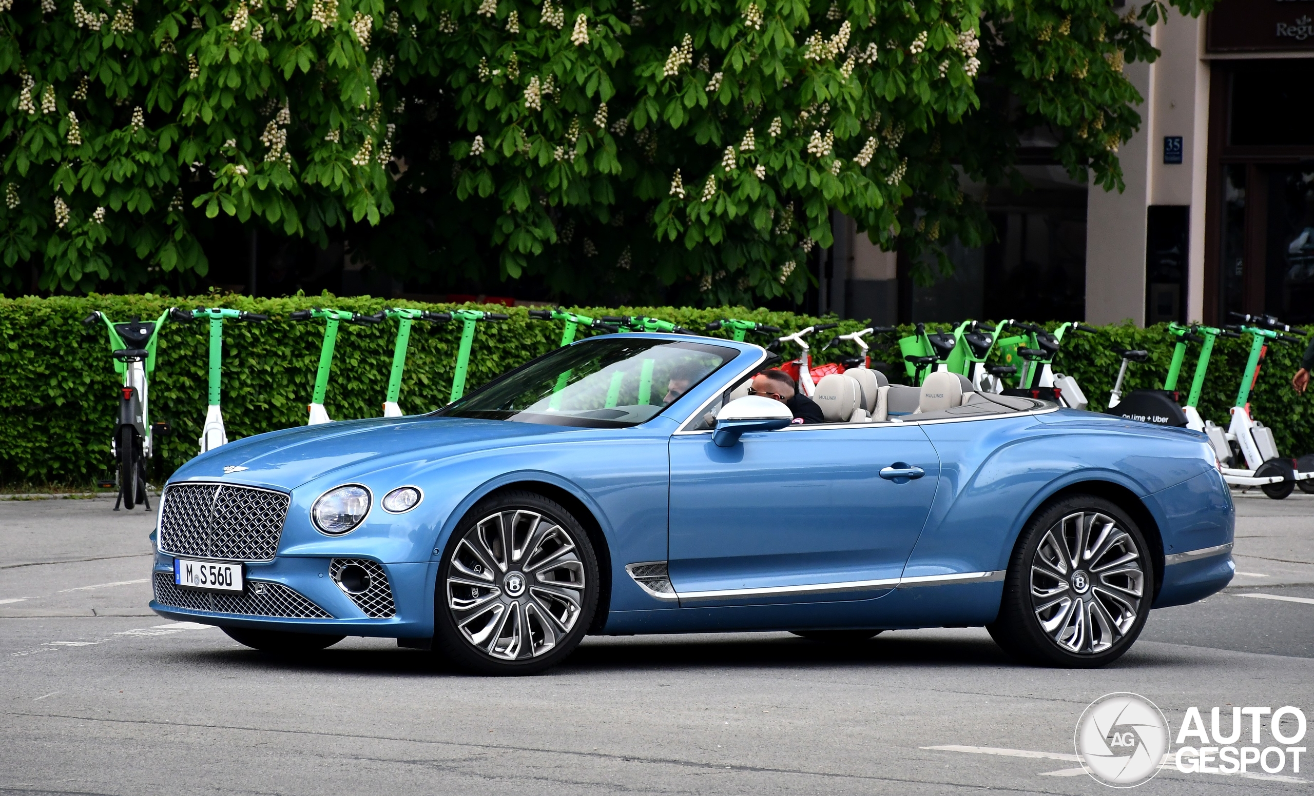 Bentley Continental GTC V8 2020 Mulliner