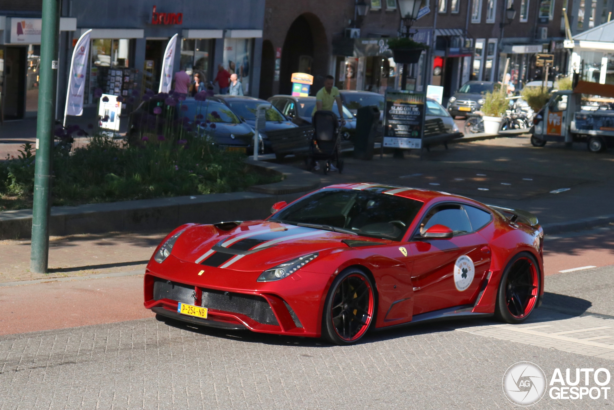 Ferrari Novitec Rosso F12 N-Largo S