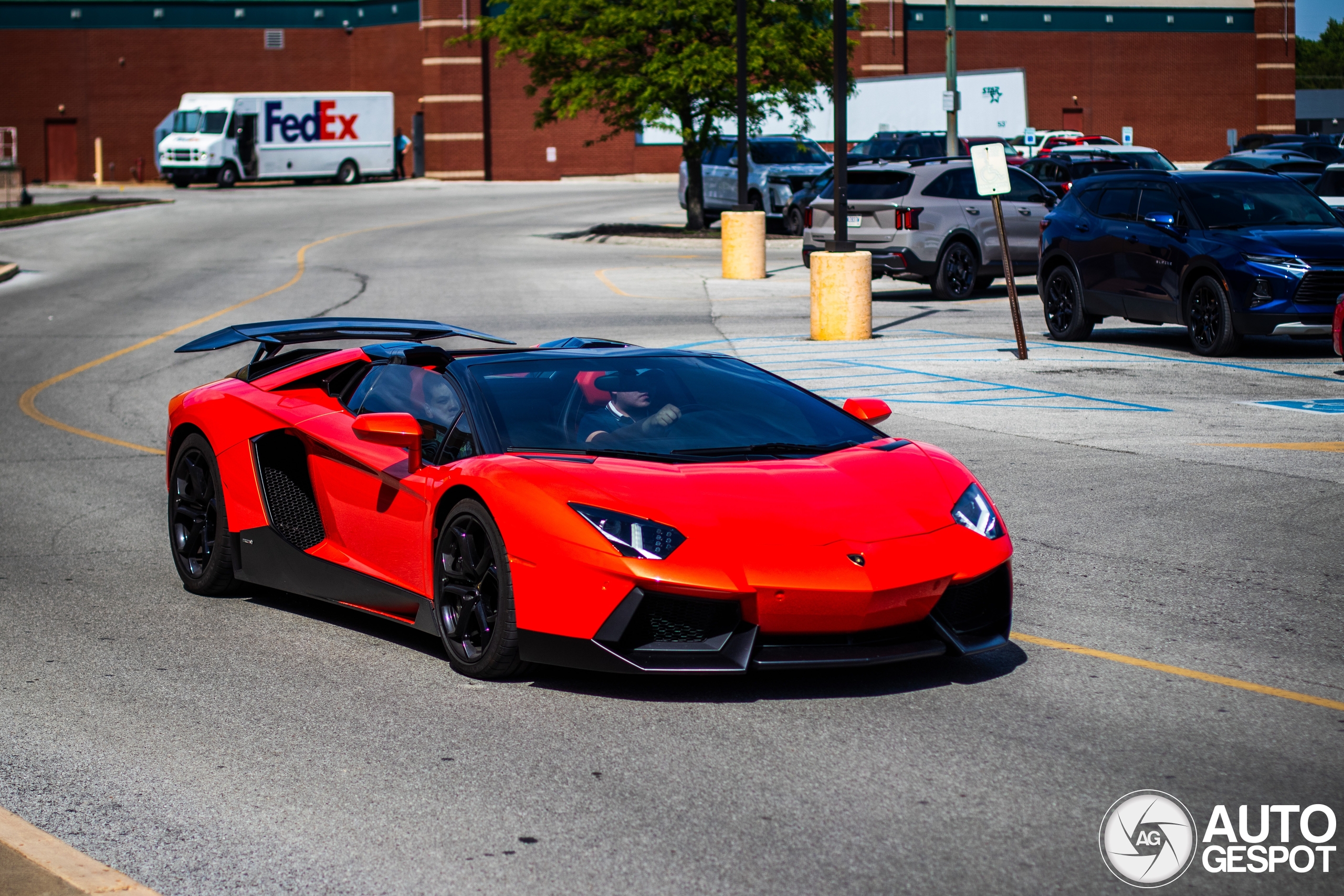 Lamborghini Aventador LP700-4 Roadster