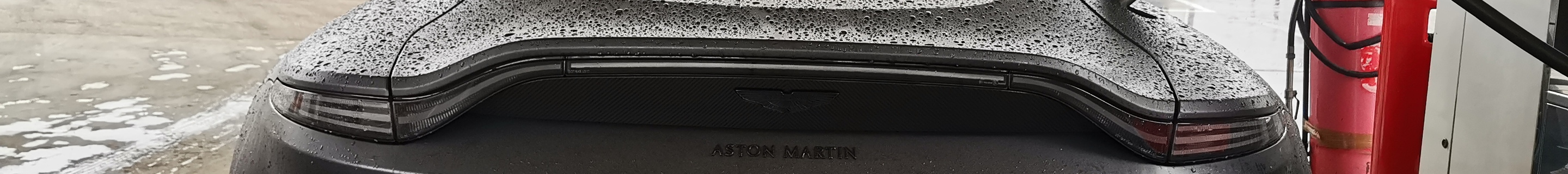 Aston Martin V8 Vantage 2018