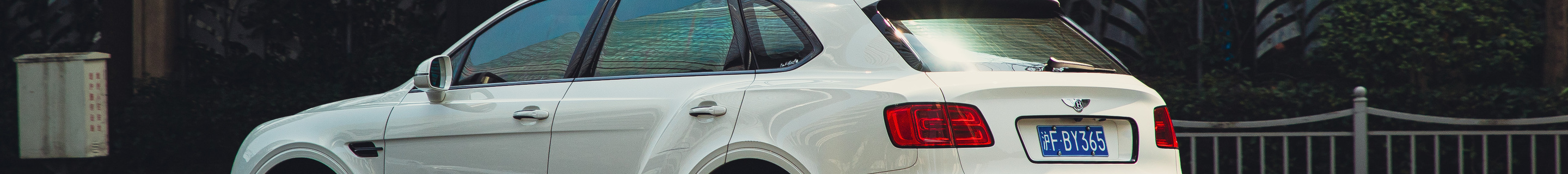 Bentley Bentayga V8