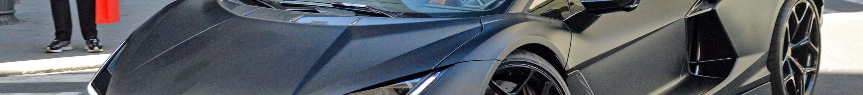 Lamborghini Revuelto