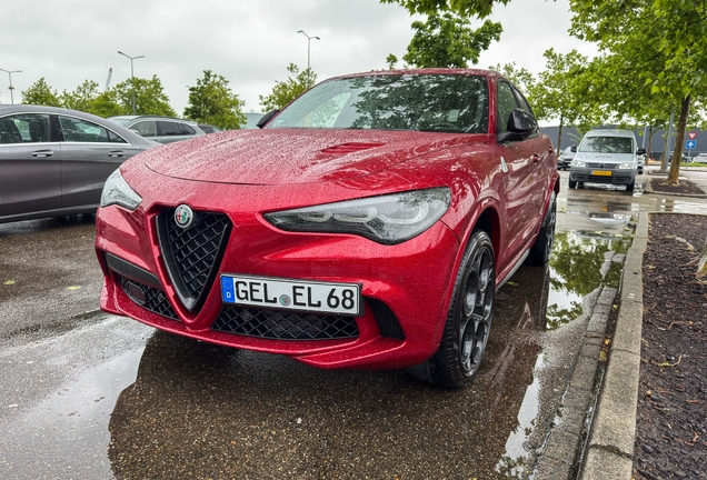 Alfa Romeo Stelvio Quadrifoglio 2023