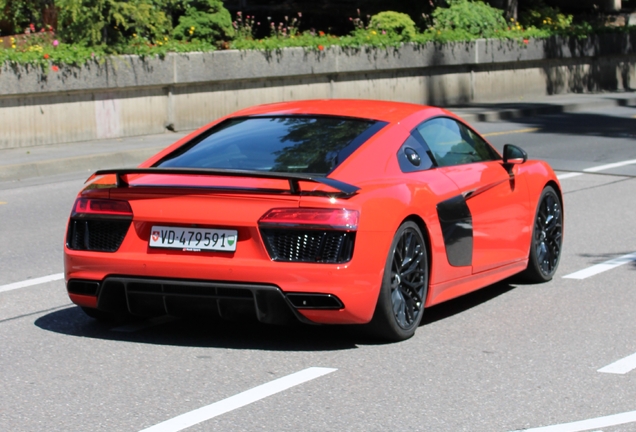 Audi R8 V10 Plus 2015
