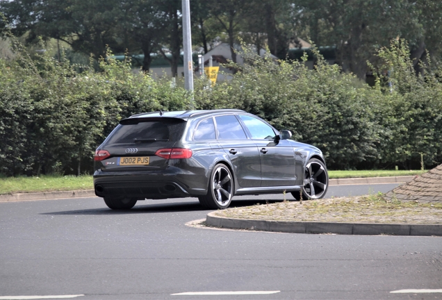 Audi RS4 Avant B8