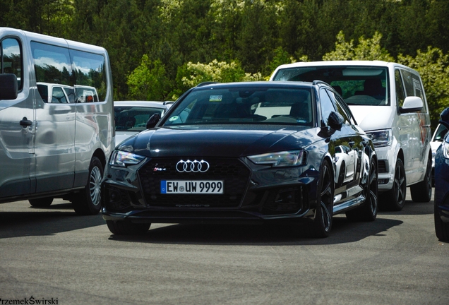 Audi RS4 Avant B9