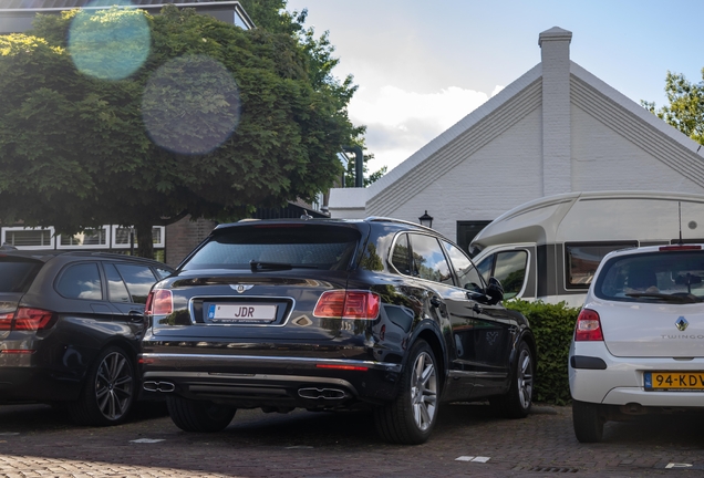 Bentley Bentayga V8