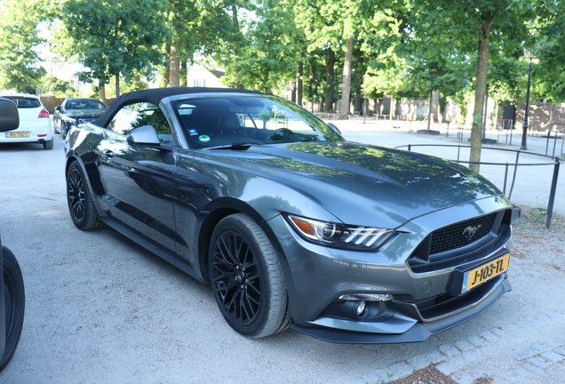 Ford Mustang GT Convertible 2015