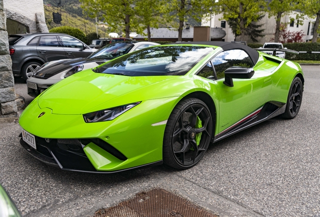 Lamborghini Huracán LP640-4 Performante Spyder