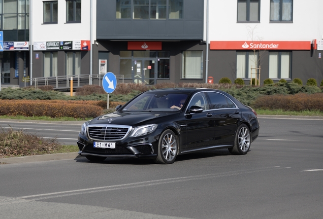 Mercedes-AMG S 63 V222