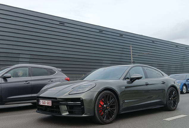 Porsche 972 Panamera GTS MkI