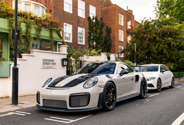 Porsche 991 GT2 RS Weissach Package