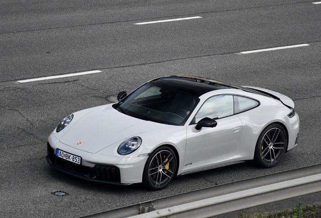 Porsche 992 Carrera 4 GTS MkII