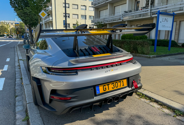 Porsche 992 GT3 RS Weissach Package
