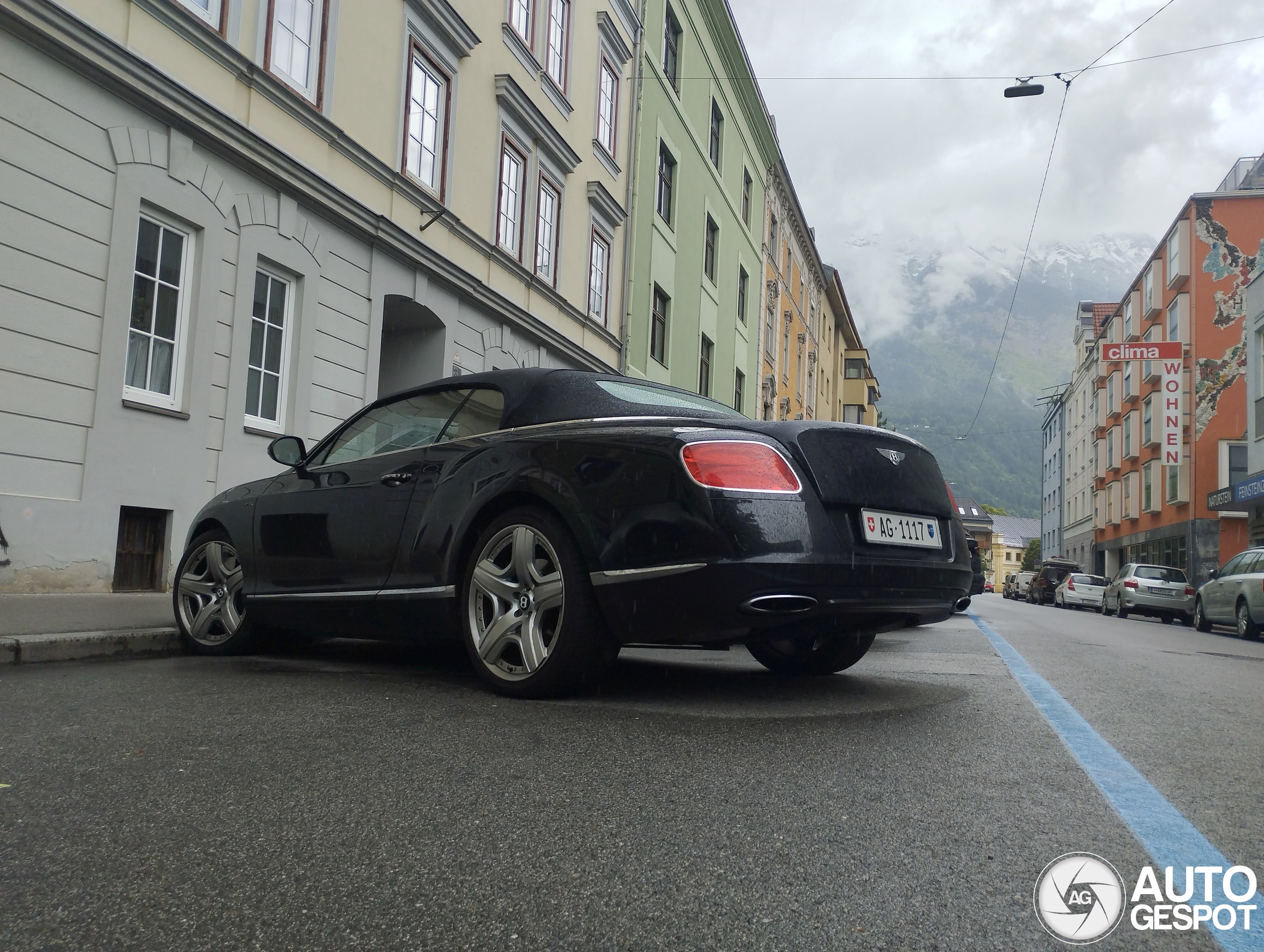 Bentley Continental GTC 2012