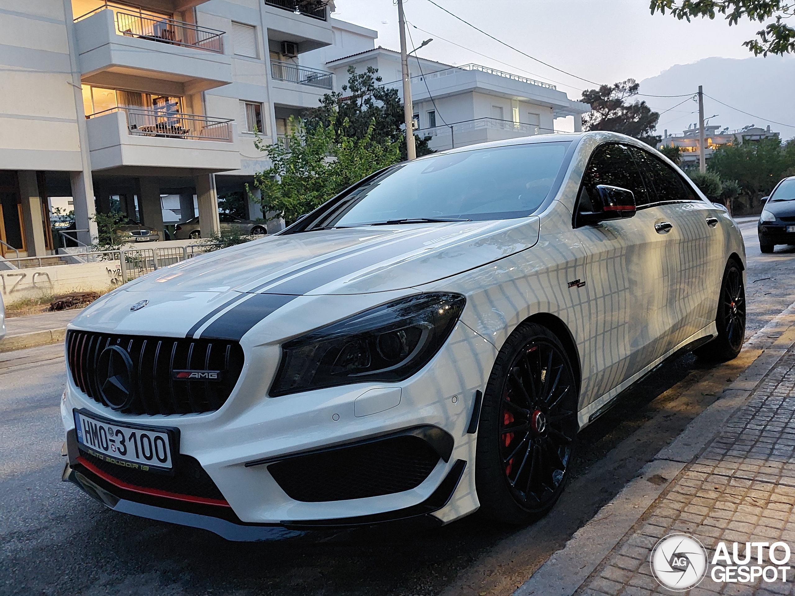 Mercedes-Benz CLA 45 AMG C117