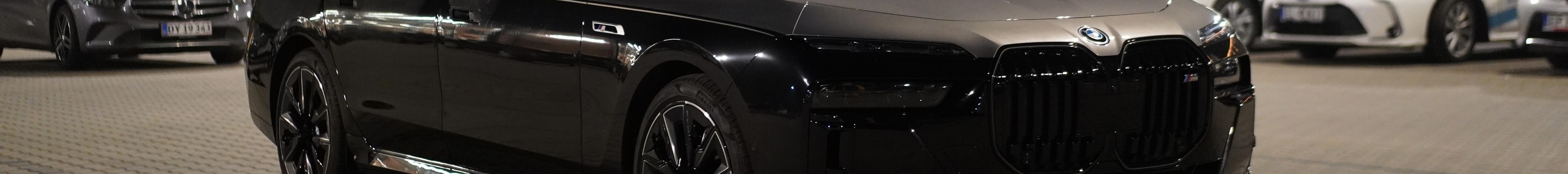 BMW M760e xDrive