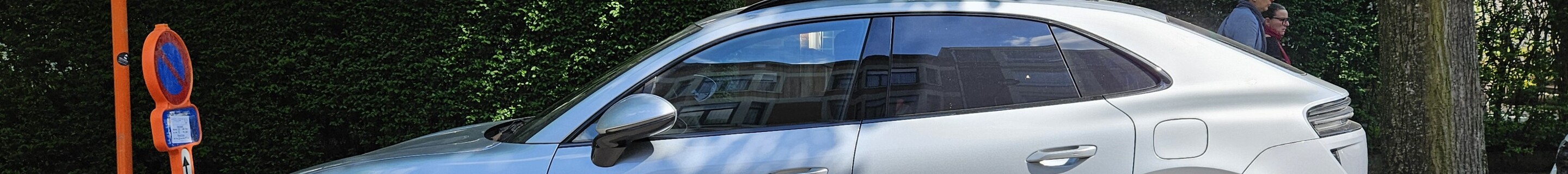 Porsche Macan EV Turbo